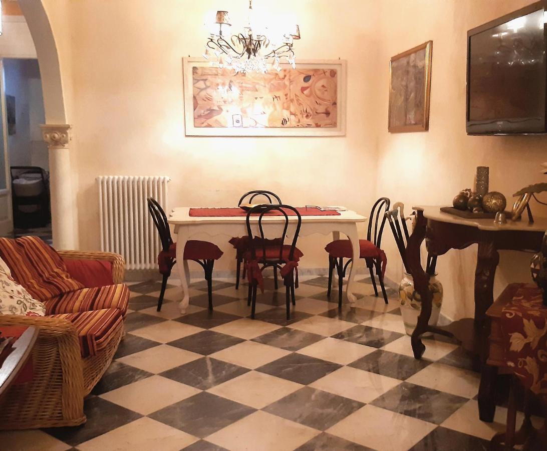 Villino San Martino 350M Dal Mare With Covered Parking เวียเรจโจ ภายนอก รูปภาพ