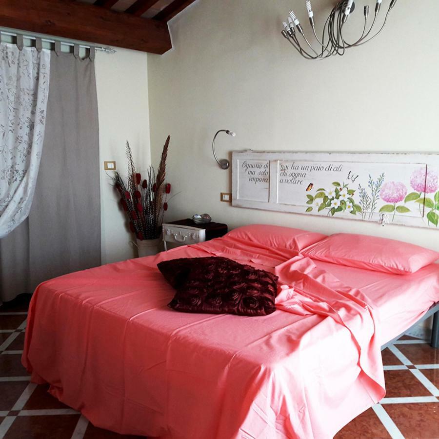 Villino San Martino 350M Dal Mare With Covered Parking เวียเรจโจ ภายนอก รูปภาพ